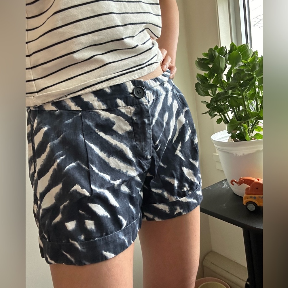 Joe patterned 100% cotton shorts